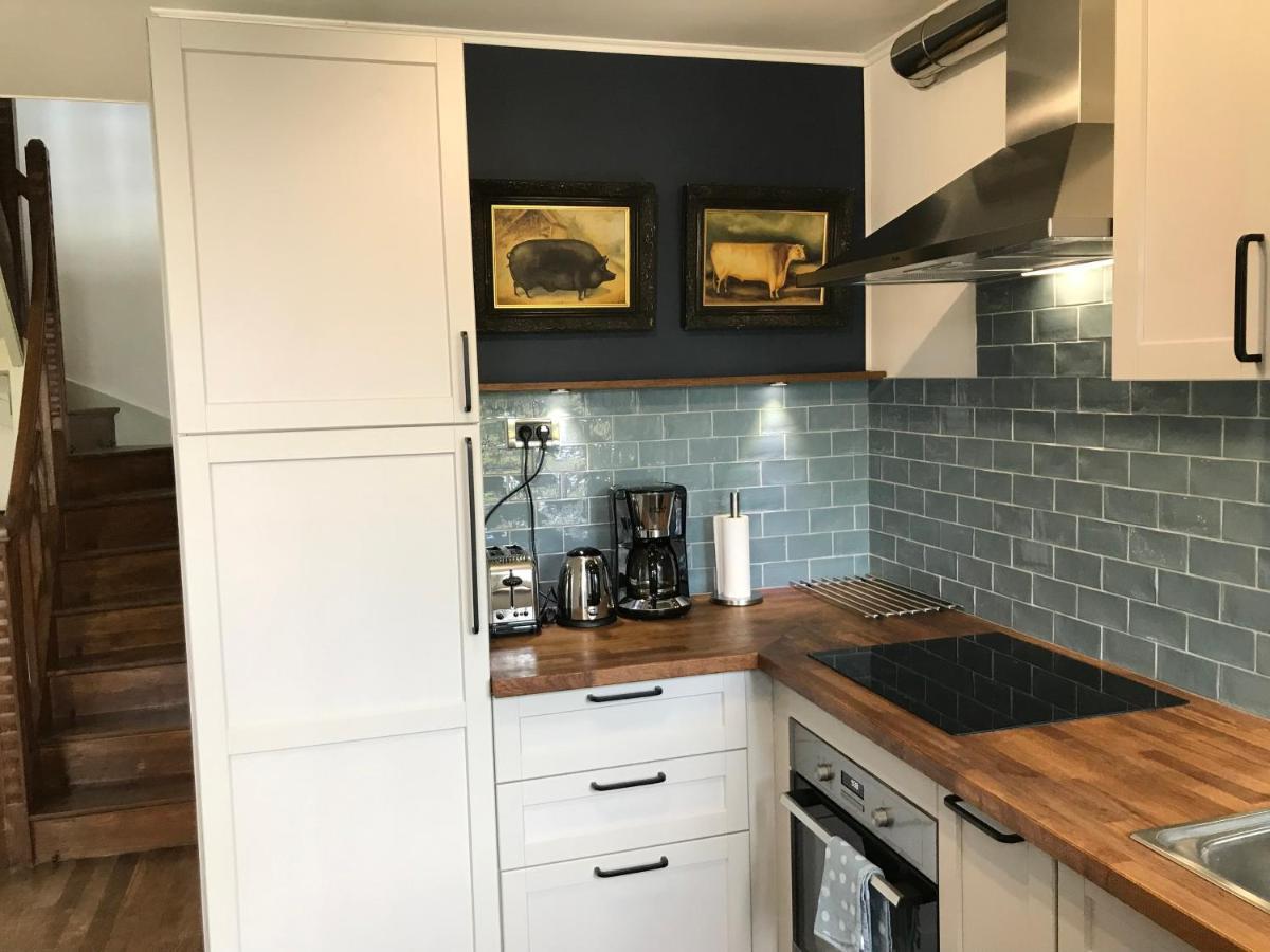 Town House Jumilhac-Le-Grand Villa Екстериор снимка